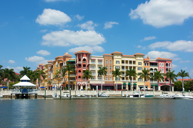 Naples nightlife ultra classic services